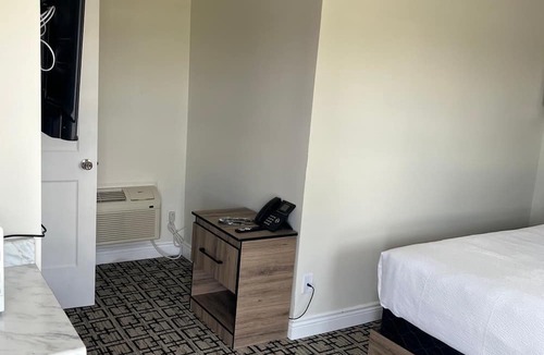 Owen Sound Hotel | Sunrise Motel