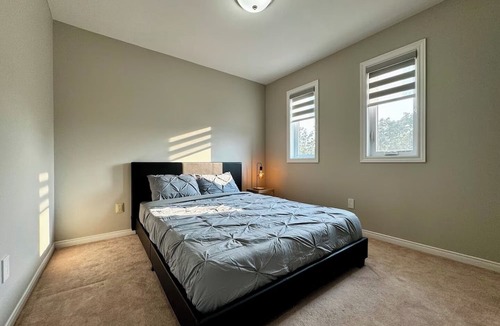 Willowdale Villa | Serene Residence