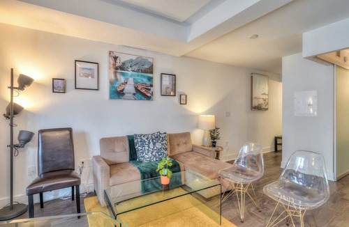 Bay Cloverhill Hotel | Panorama Suites-Bay