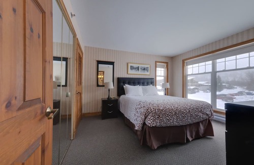 Steady Brook Hotel | The Marble Villa