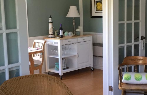 Saint Peters Bay Cottage | Greenwich Moonlight Bay Cottage