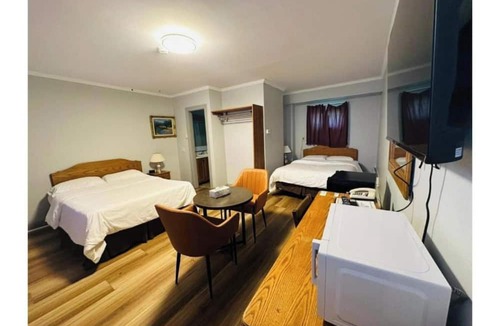 Woodstock Hotel | Stiles Motel Hill View Woodstock NB