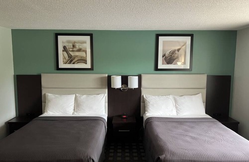 Bracebridge Hotel | Wellington Inn