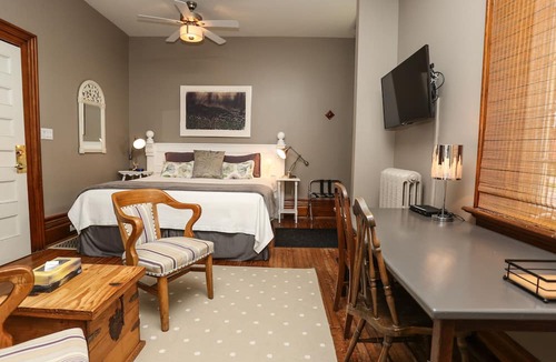 Markdale House | Danby House