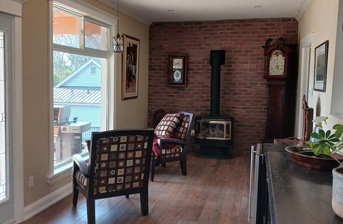 Bala Bed & Breakfast | Cranberry Moon Inn B&B