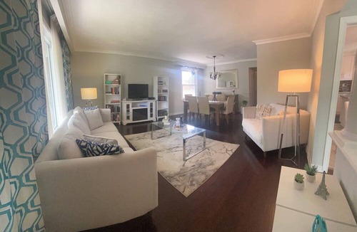 Richview House | Graceful 2 bedroom home in the heart of Etobicoke.