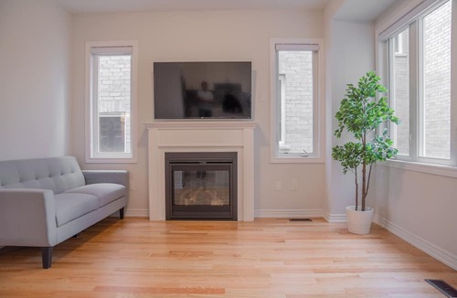 Markham Bed & Breakfast | Lovely Bedroom