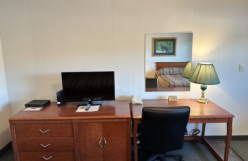 White River Hotel | White River Motel