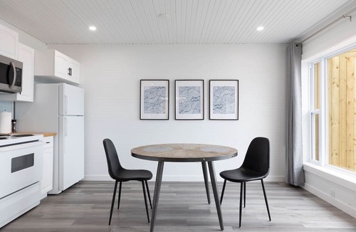 Bauline East House | Cliffs Edge Retreat