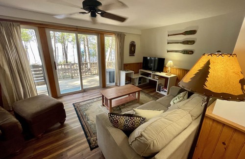 Beaver Cove House | Waterfront Cottage Moosehead Lake