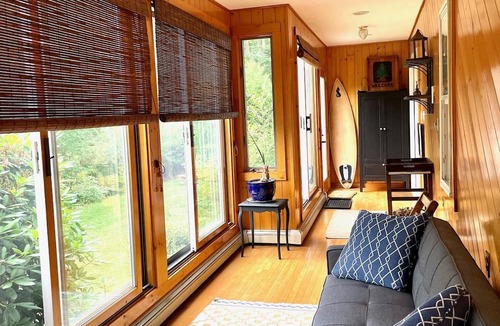 Kittery House | The Coastal Kittery Retreat - cozy, quiet, close to beaches and restaurants