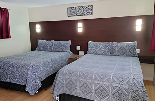 Bobcaygeon Hotel | Three Islands Motel