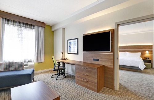Whitby Hotel | Holiday Inn Express Whitby by IHG