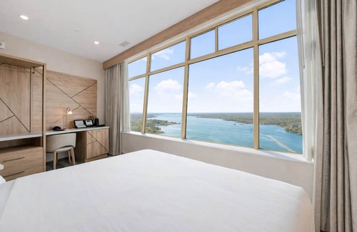 Fallsview Hotel | The Tower Hotel Fallsview