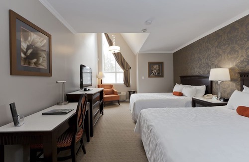 Ingersoll Hotel | Elm Hurst Inn & Spa