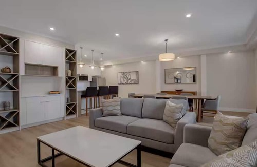 Downtown London Hotel | DoubleTree by Hilton Hotel London Ontario