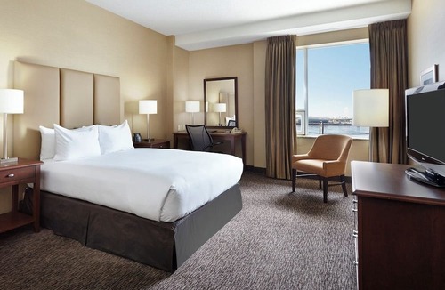 Saint John Hotel | Saint John Harbourfront Hotel