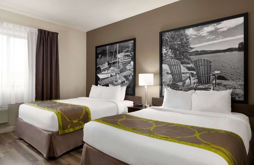 Sarnia Hotel | Super 8 by Wyndham Sarnia ON