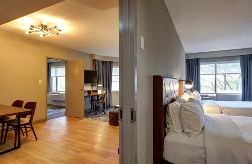 Thorold Hotel | Four Points by Sheraton St. Catharines Niagara Suites