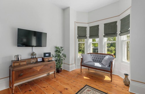 Cowansville House | Manoir Sweetsburg