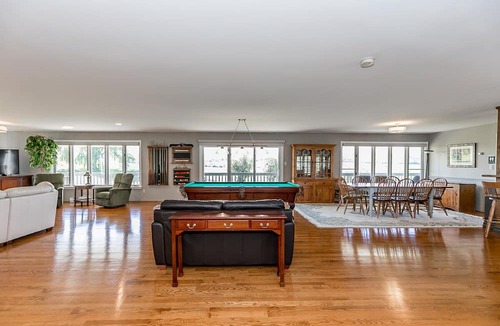 Creemore House | Mountain Ash Farm Country Manor