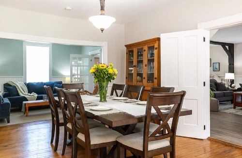 Grey Highlands Bed & Breakfast | Rocklyn Inn Bed & Breakfast