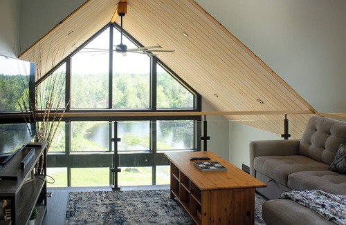 Actinolite Resort | Bridgewater Resort