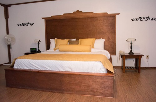 Roddickton Hotel | Mayflower Inn and Adventures