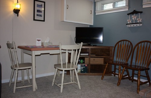 Cayuga Bed & Breakfast | Carrousel Bed & Breakfast