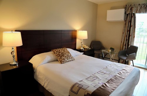 Montebello Hotel | Motel Bel-Eau