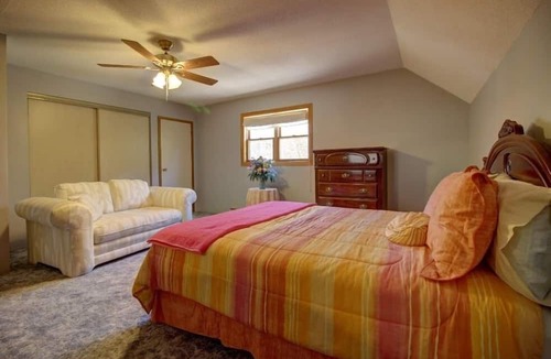 Dyer's Bay Bed & Breakfast | Dreamland II Bed and Breakfast