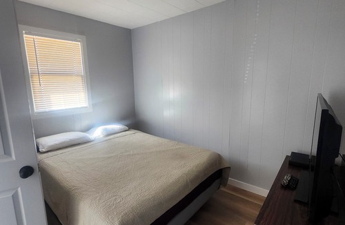 Medicine Hat Hotel | Hat Motel