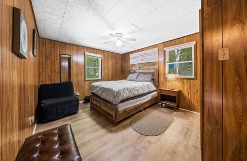 Bracebridge Cottage | Cozy Muskoka cottage