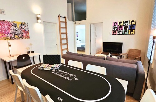Plateau Mont Royal Apartment | LiV MTL Main Plateau Urban Suites Near Downtown Montreal