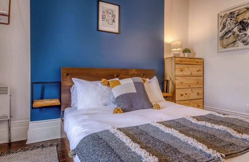 Lower Town Apartment | 2-Bed River View | Private Terrace+Sauna