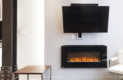 Milton Park Apartment | Vibrant Loft near Plateau Mont Royal and Festivals