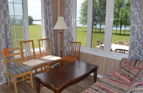 Iroquois Cottage | Doran Bay Resort
