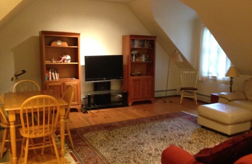 Camden Apartment | Spacious, convenient private apartment in heart of Rockport Village