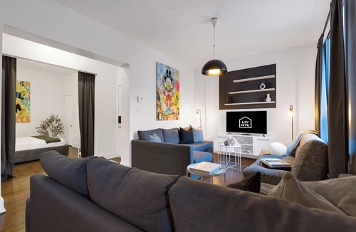 Plateau Mont Royal House | LiV MTL - Chic
