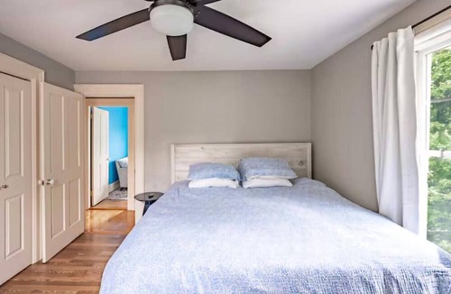 South Portland House | Sunny House, By The Beach, Minutes From Portland