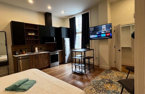 Downtown Halifax Apartment | The King Nook - King Bed Studio in Downtown, AC