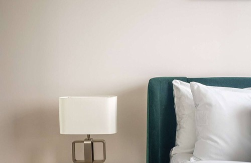 Fort York Hotel | RivetStays | The Neptune Elite Suite – 2 Bedroom Condo