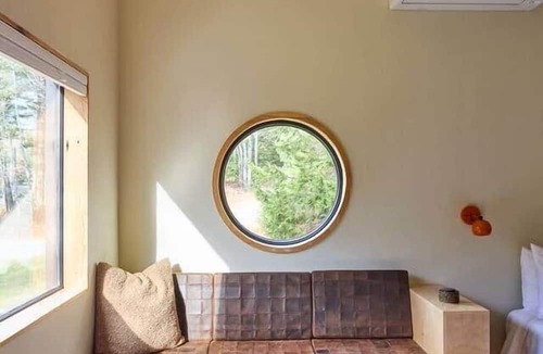 Georgetown House | Spruce Studio: Near Beach+Private Sauna+FirePit+Pond+Heat/AC