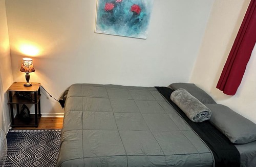 Mississauga Valleys Apartment | Cozy Family Space