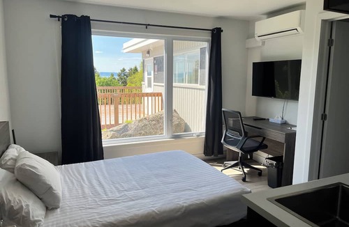 Riviere-du-Loup Regional County Municipality Apartment | Complexe la Falaise