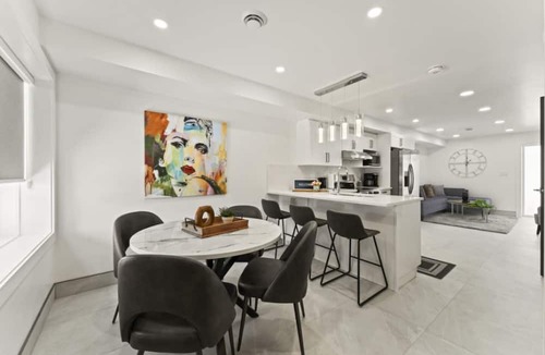Ruthven Condo | Luxury 171-10 Condos with Magnificent Lakeview