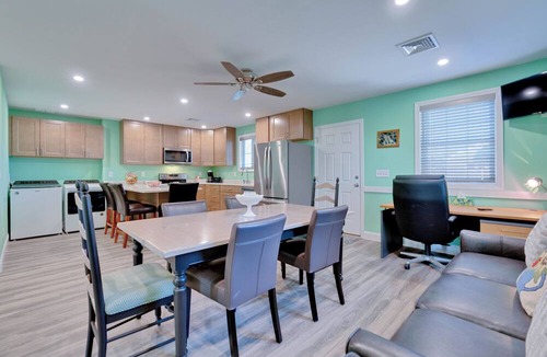 Old Orchard Beach Apartment | Brand NEW, Family Friendly| Up to 16 guests | Walk to the Beach | Back Yard | EV Charger