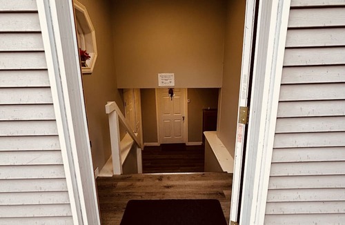 Maugerville Apartment | Cozy suite in the woods. 15min to Grand lake, 6min to amenities. Pet friendly!