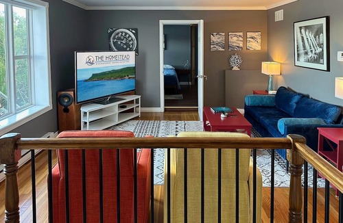 Norman's Cove-Long Cove House | The Full House @ The Homestead Oceanfront Suites