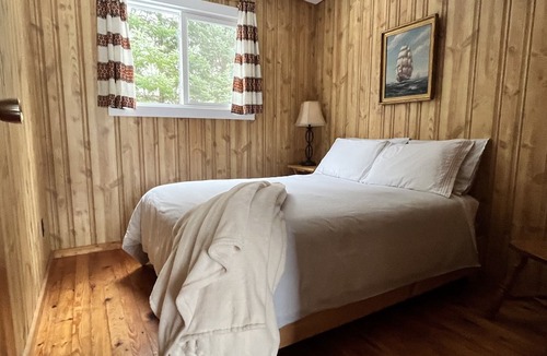 Plummer Additional Cottage | Staying by the Lakeside Cottages